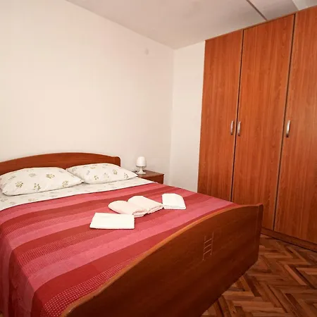 Apartment 30